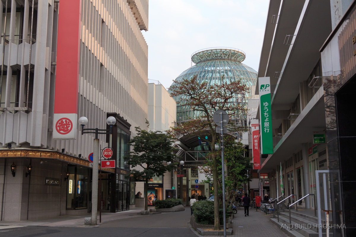 高松丸亀町商店街 19 04 新旧が融合した最先端の商店街 And Build Hiroshima